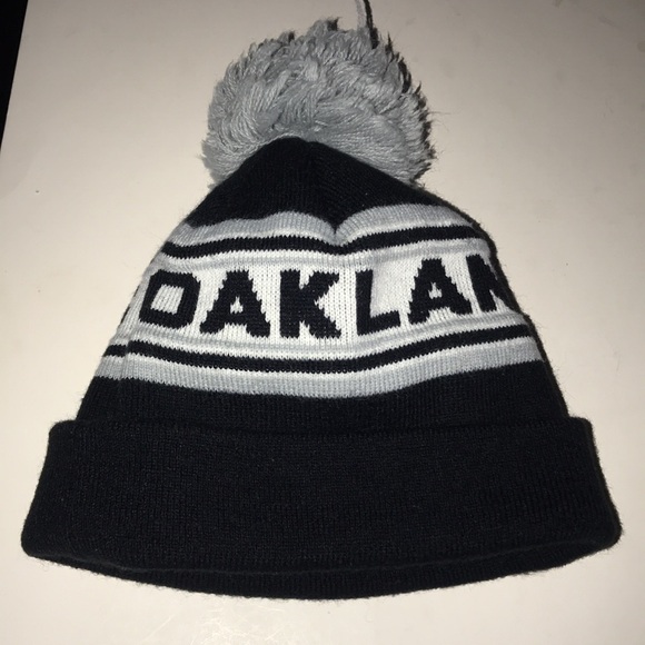Kids NFL Raiders Beanie Hat - Picture 4 of 7